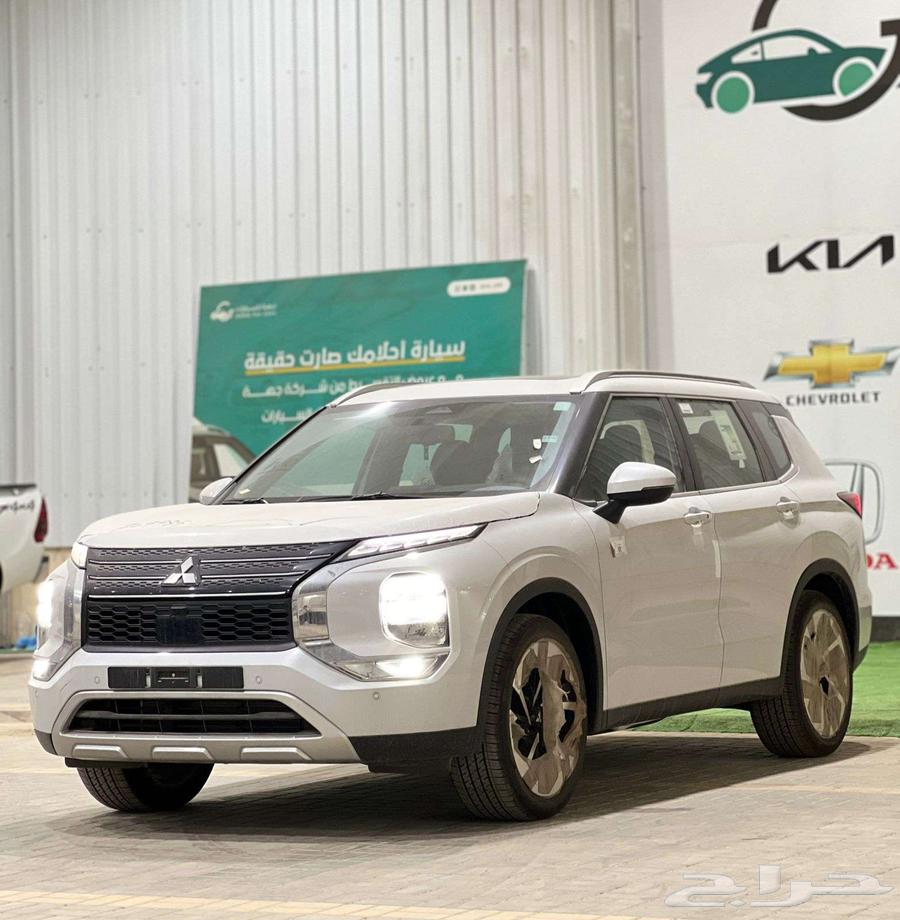 Mitsubishi Outlander Half Full 7-Seater 202463265131881475111