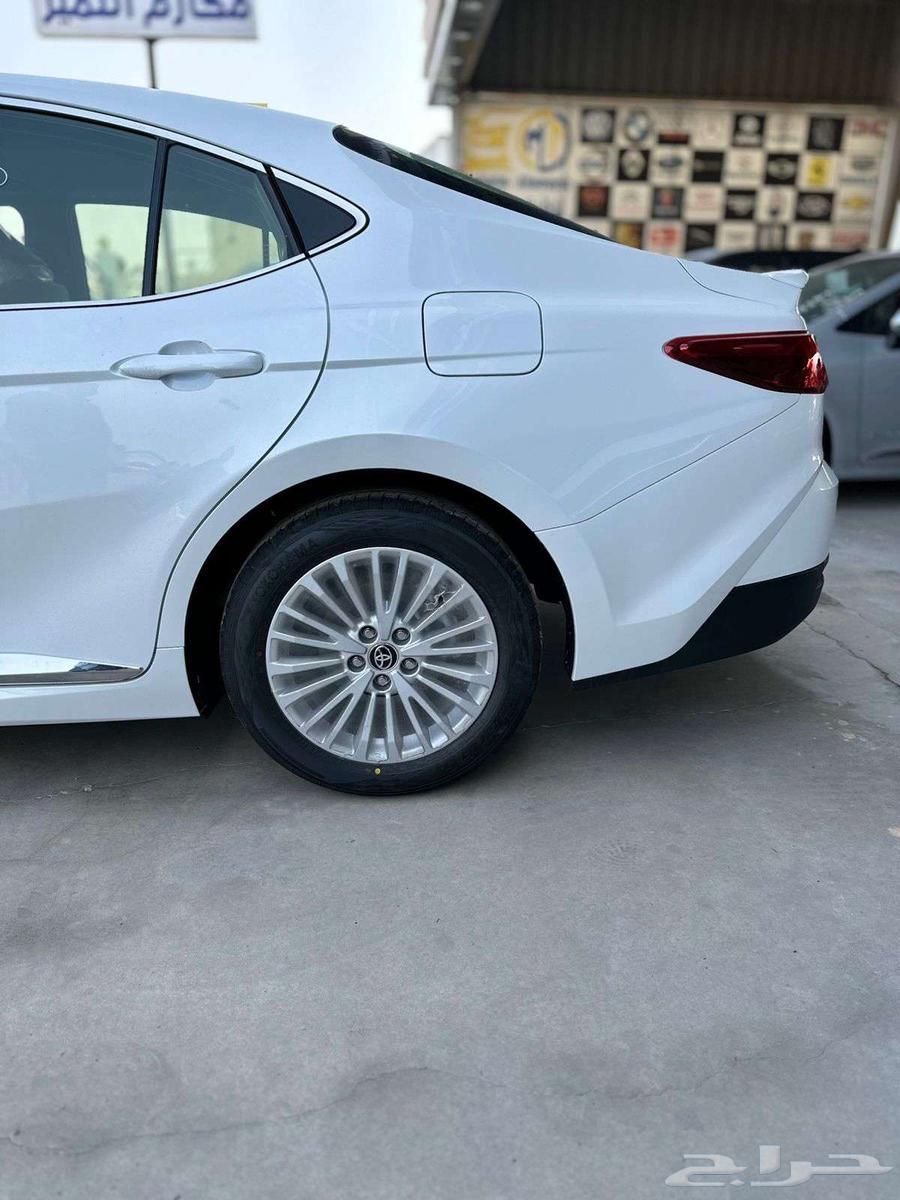 Toyota Camry LE gasoline model 202563260231564162113
