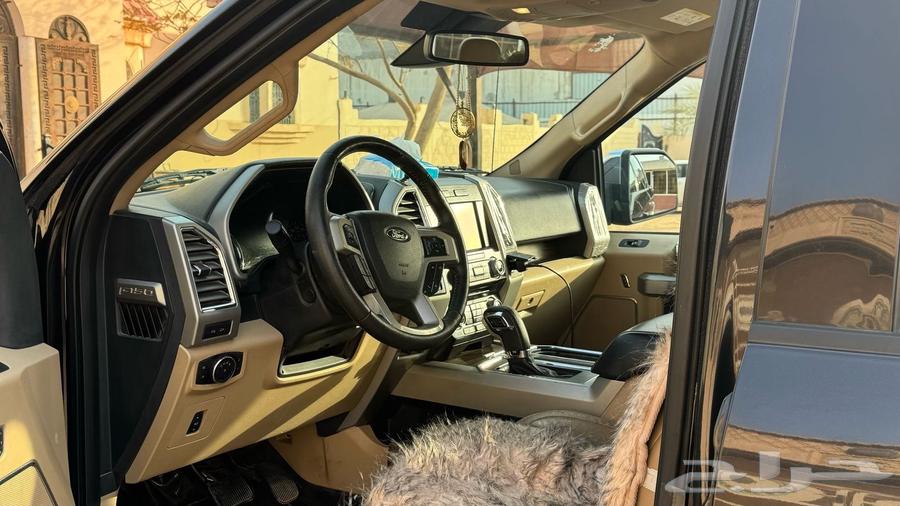 Ford Lariat 15063259730655874114