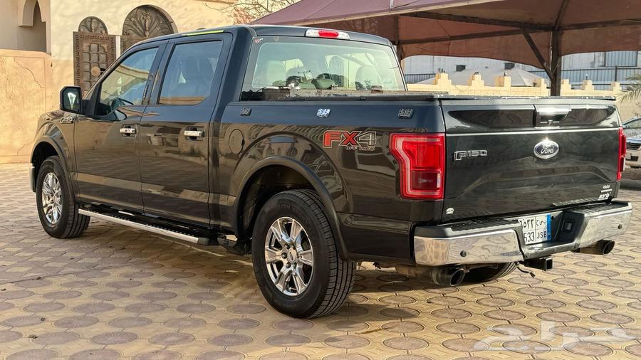 Ford Lariat 15063259730655874112