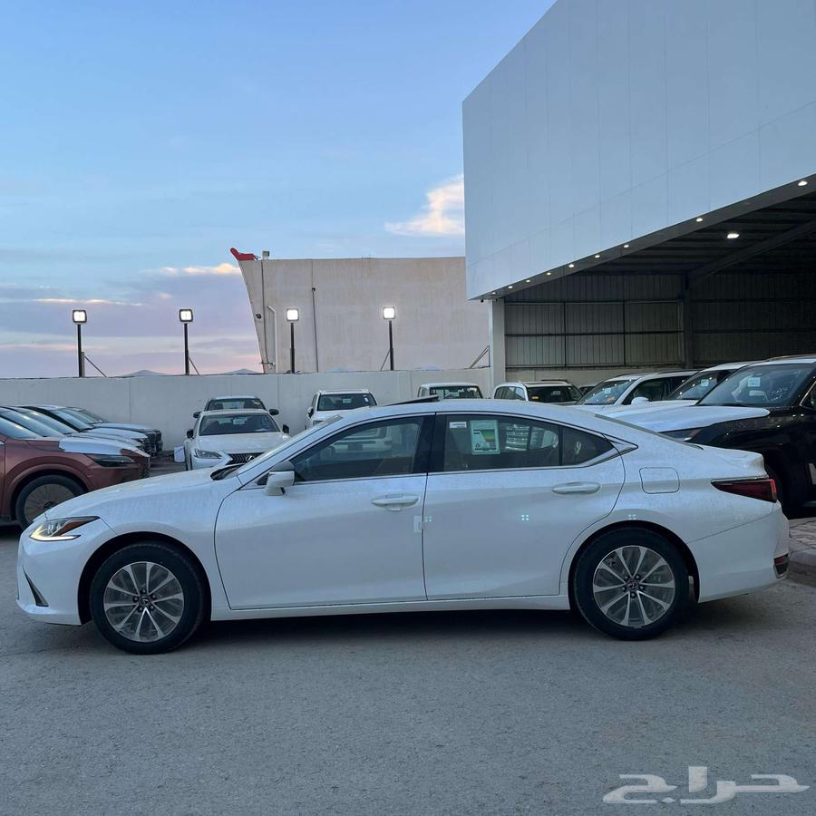 Lexus ES 250 202563261298400385111