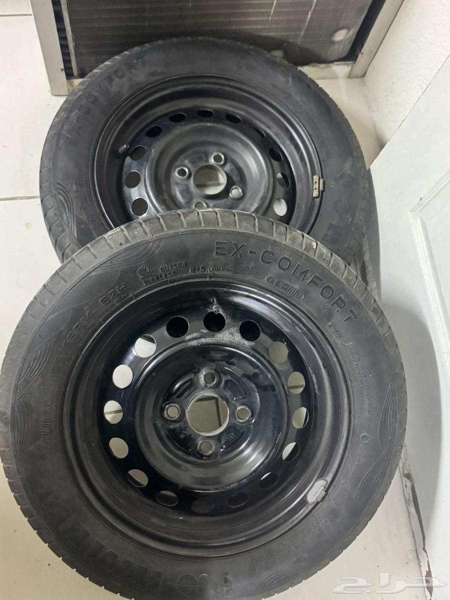 rim and tire with free wheel cover63256614243714112