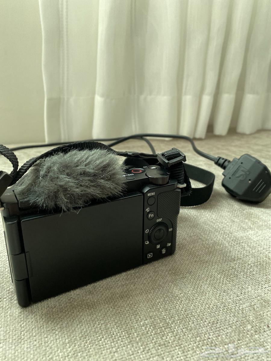Sony ZV-E10 camera for content creators63171503346563113
