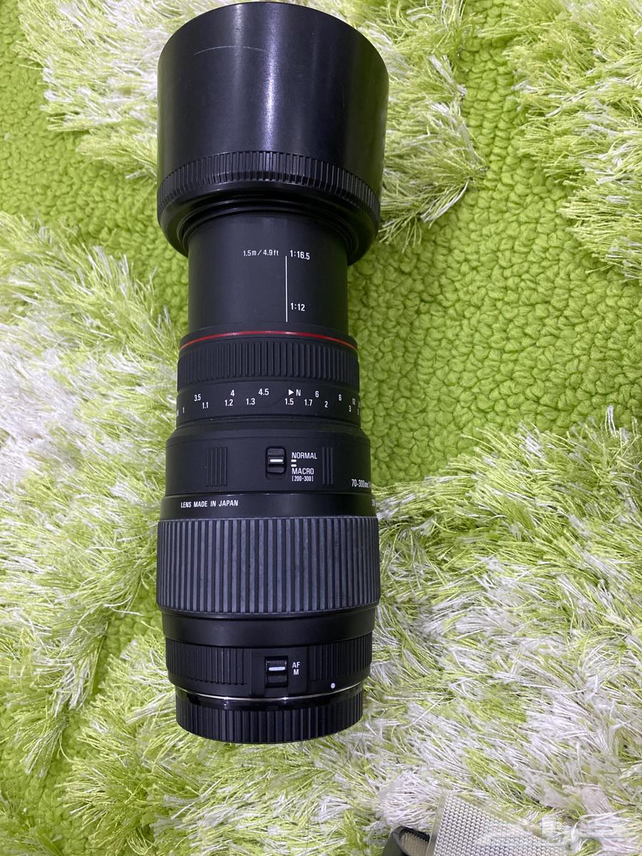 Canon 650D camera with lenses and tripod with ball head63170589743747114