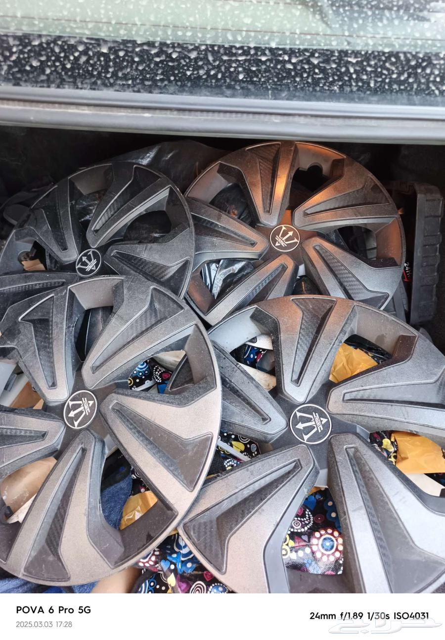 rim and tire with free wheel cover63256614243714111
