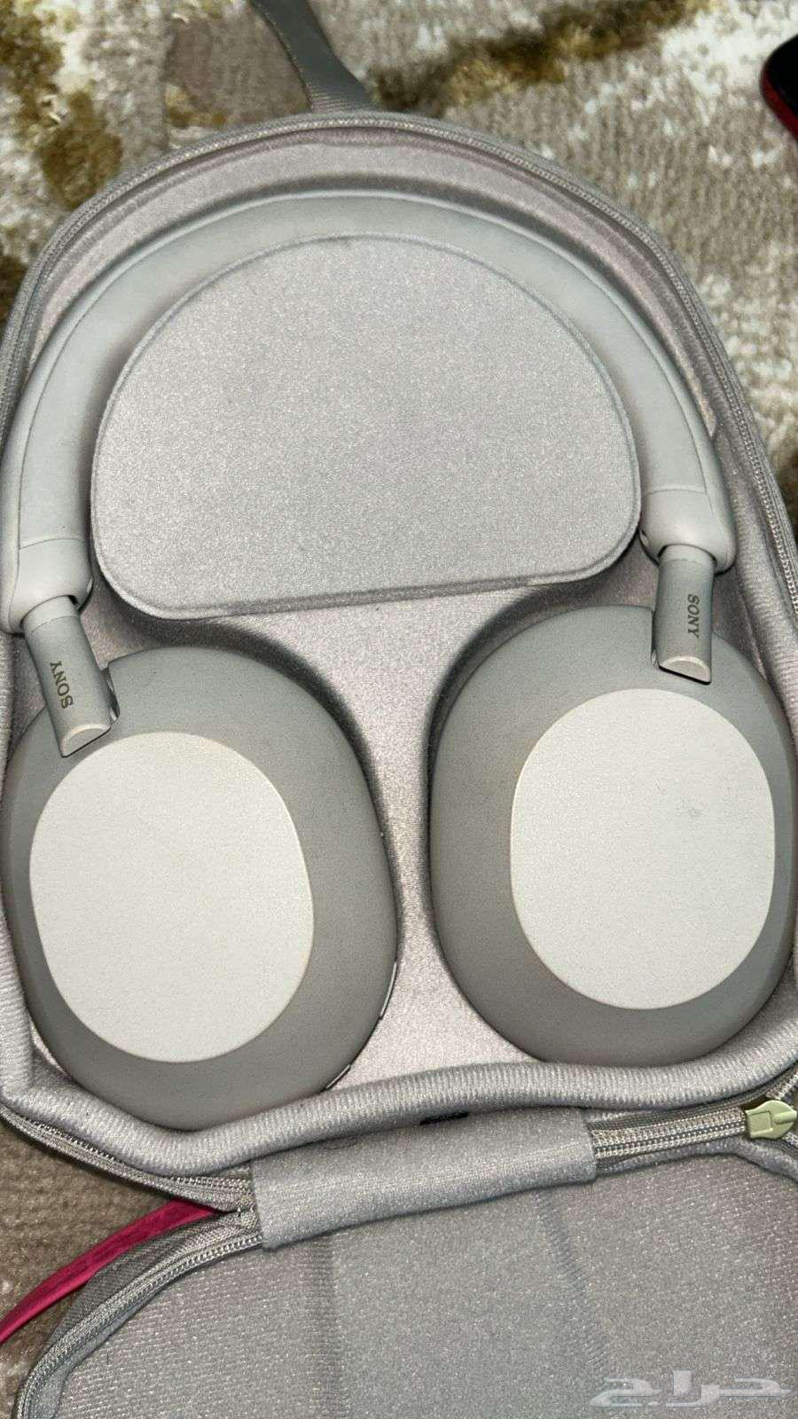 Sony WH-1000XM5 headphones63171056692098112