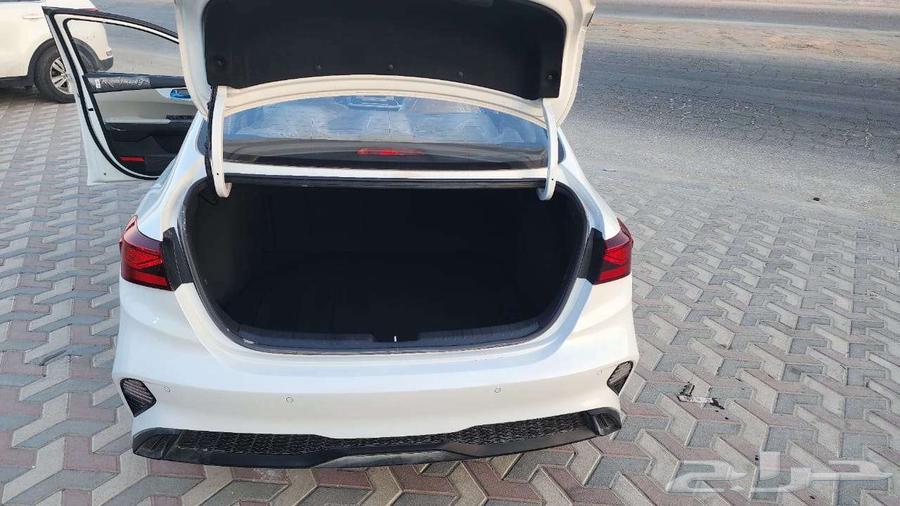 Kia Cerato Standard Machine 1.6 at the lowest prices 202463256634382337111