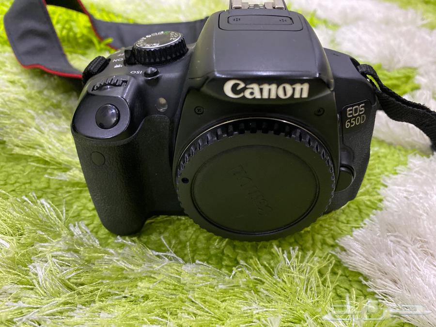 Canon 650D camera with lenses and tripod with ball head63170589743747112