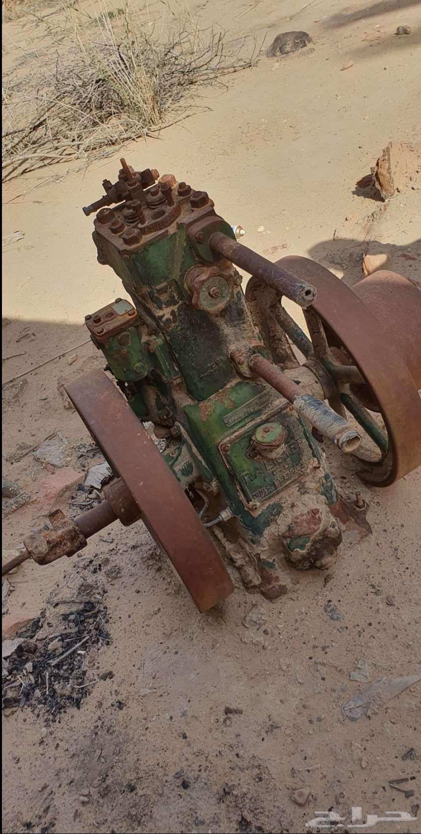 I present to you an old traditional loom machine.63170619749122111