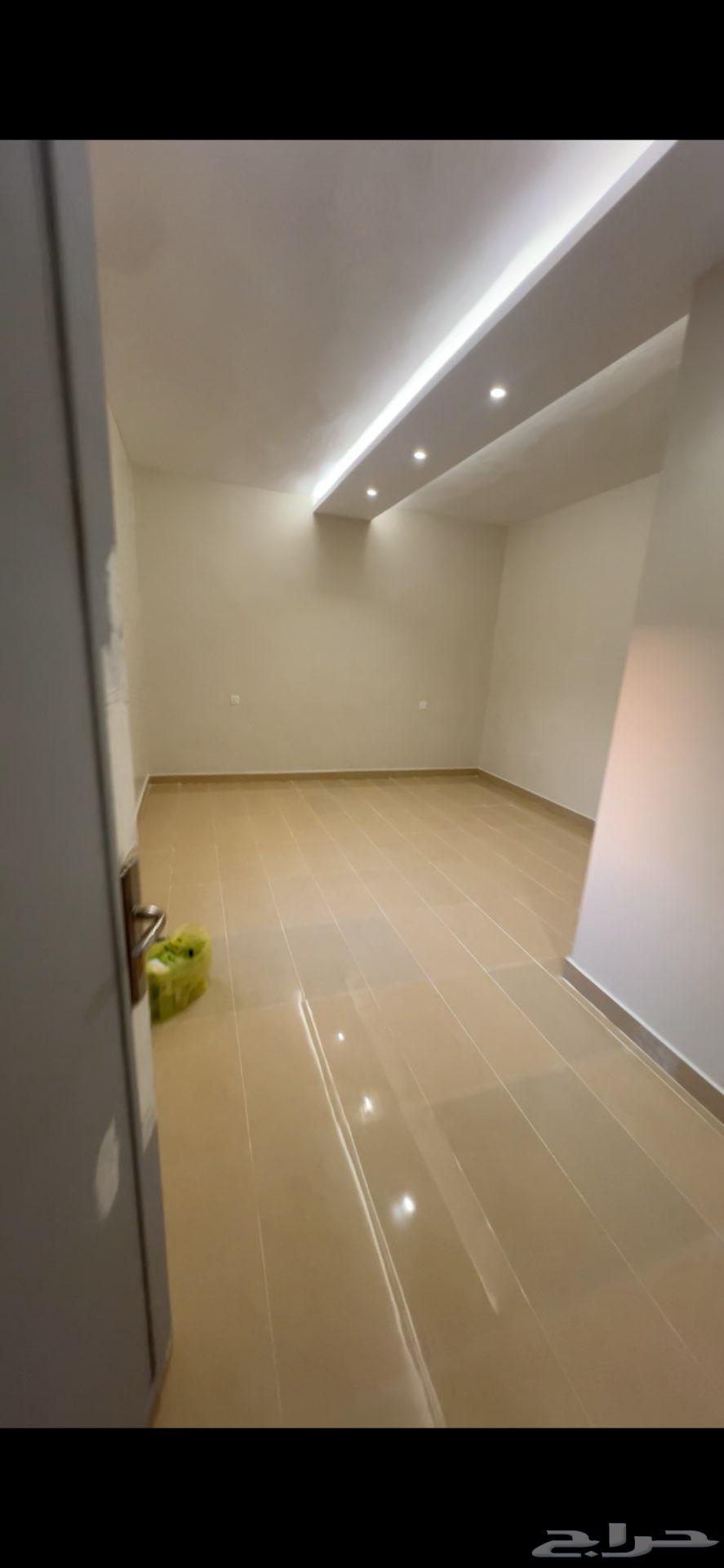 شقه غرفه وصاله حفر الباطن حي الخالديه عزاب63010196518017111