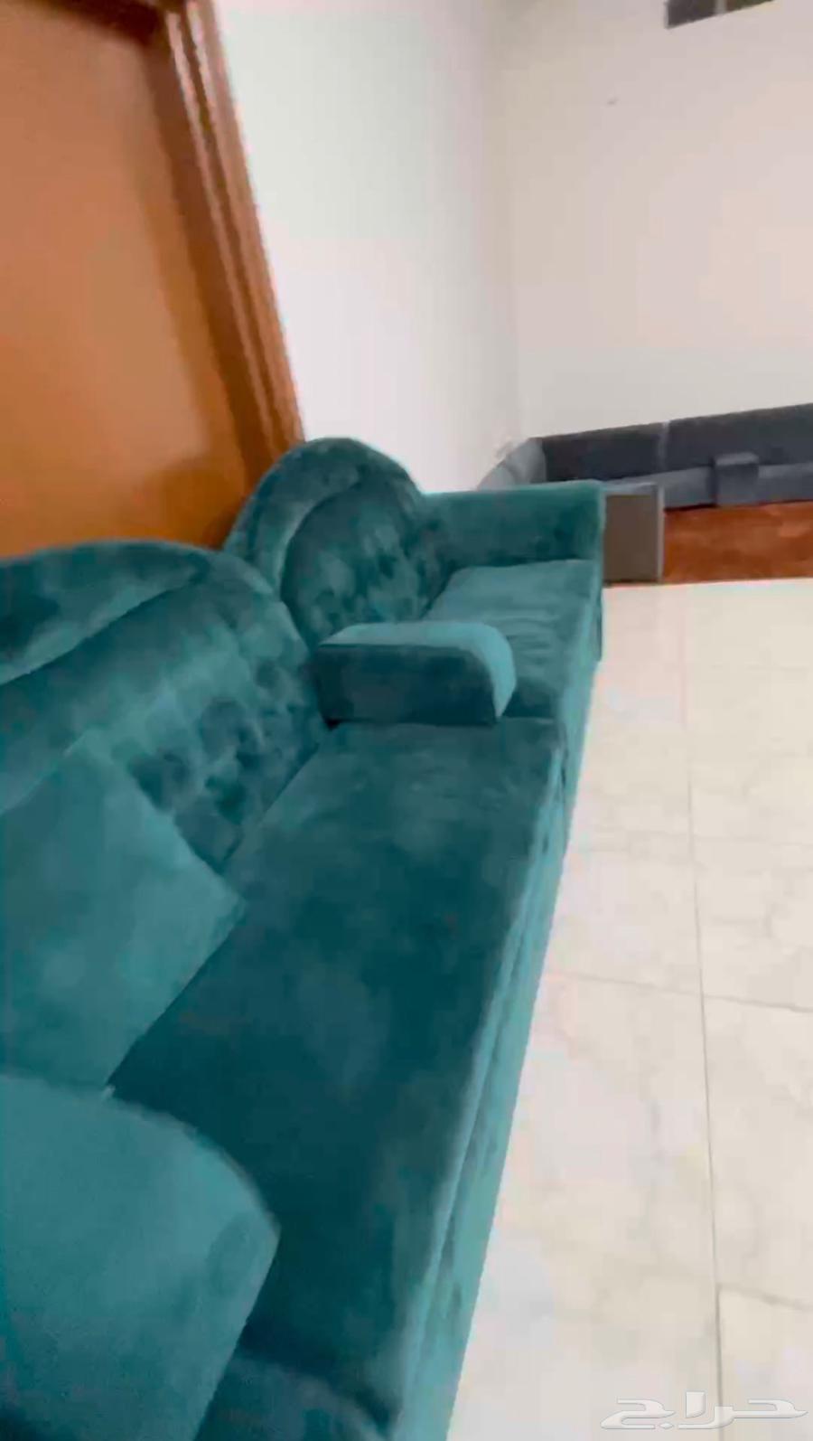 Spacious U-shaped sofa set63167775492226114