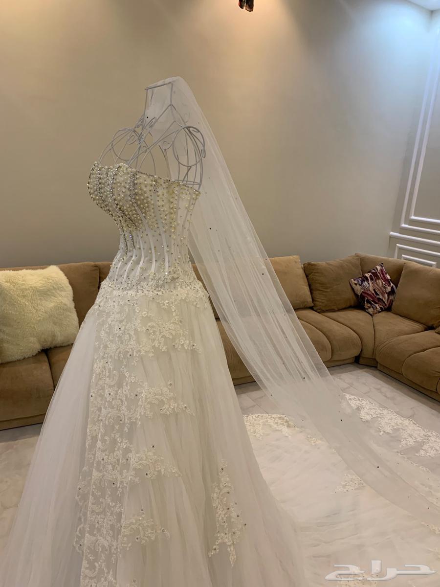 Luxurious and soft wedding dress for sale63165443980802113