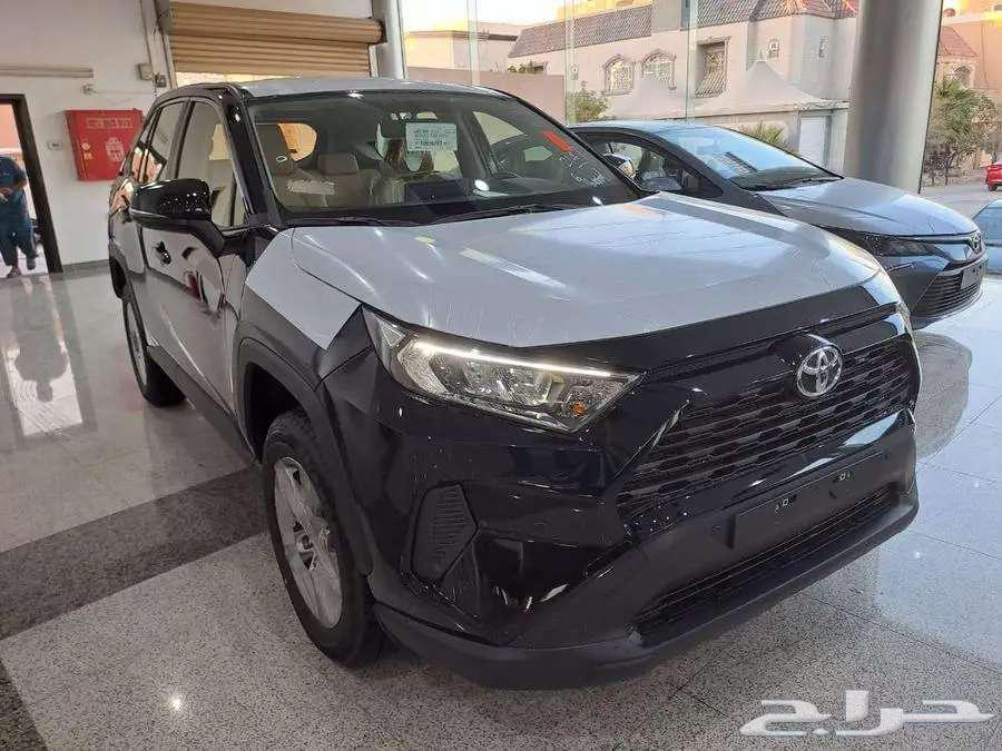 RAV4 LE 2.0 Turbo Gasoline (4x4) (Black 2025)63247782513154112
