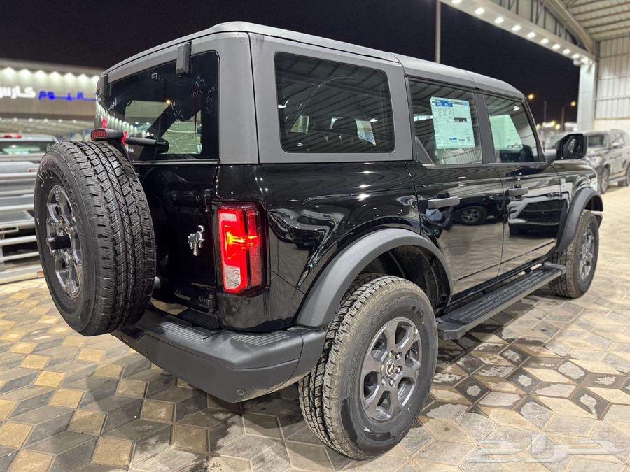 Ford Bronco 4-door 2024 model (lowest cash and installment price)63249298462849114