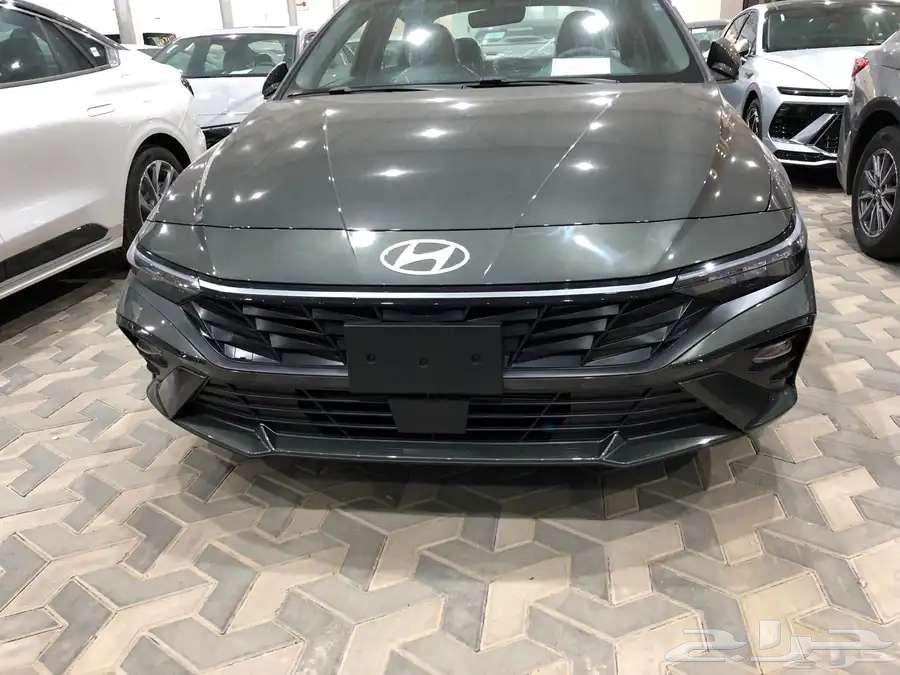 Hyundai Elantra 2.0 and 1600 Smarts 2025 installment at the lowest price63249780515970113