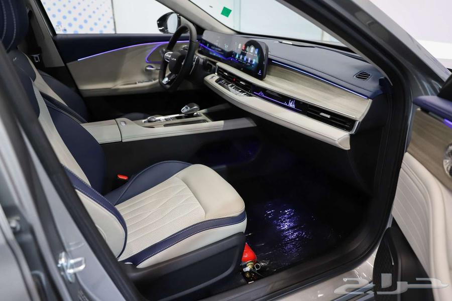 Chery Arrizo 8 Comfort-Luxury available in silver - black 202563244225724291112