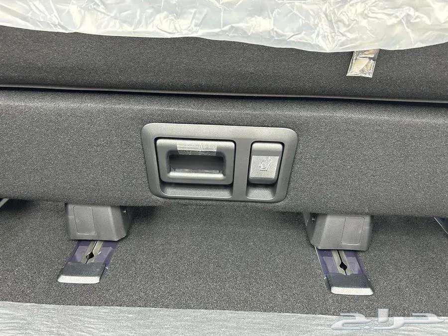 Hyundai Staria Diesel 2025 Cash and Installments63243207900291114