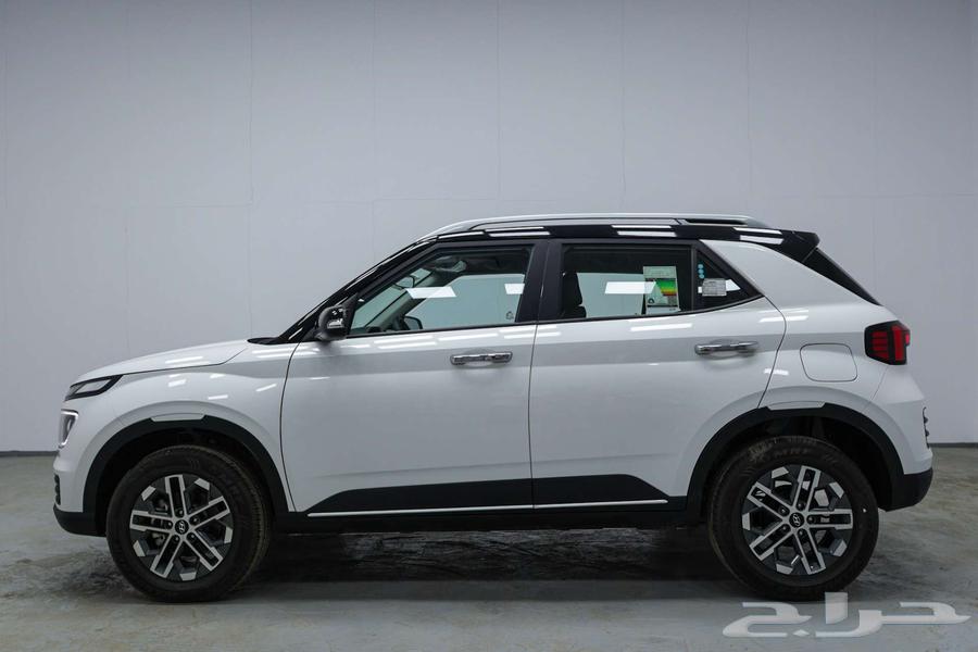 Hyundai Venue Premium full option 202463241699344642111