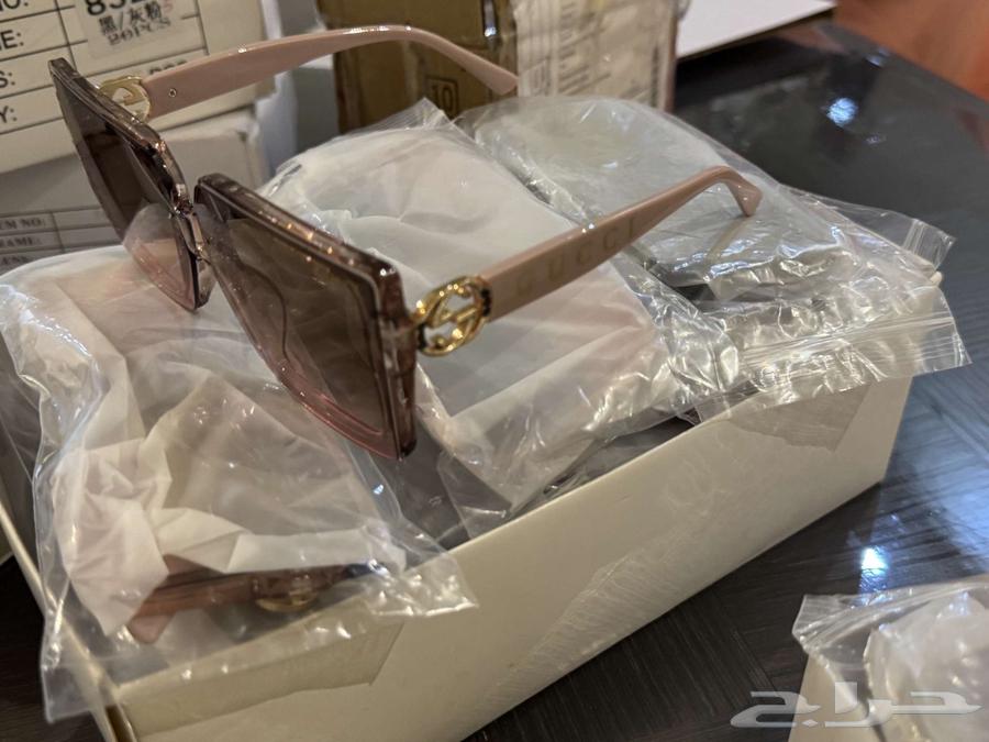 High-quality first-grade brand imitation glasses with glasses case63162678557827111