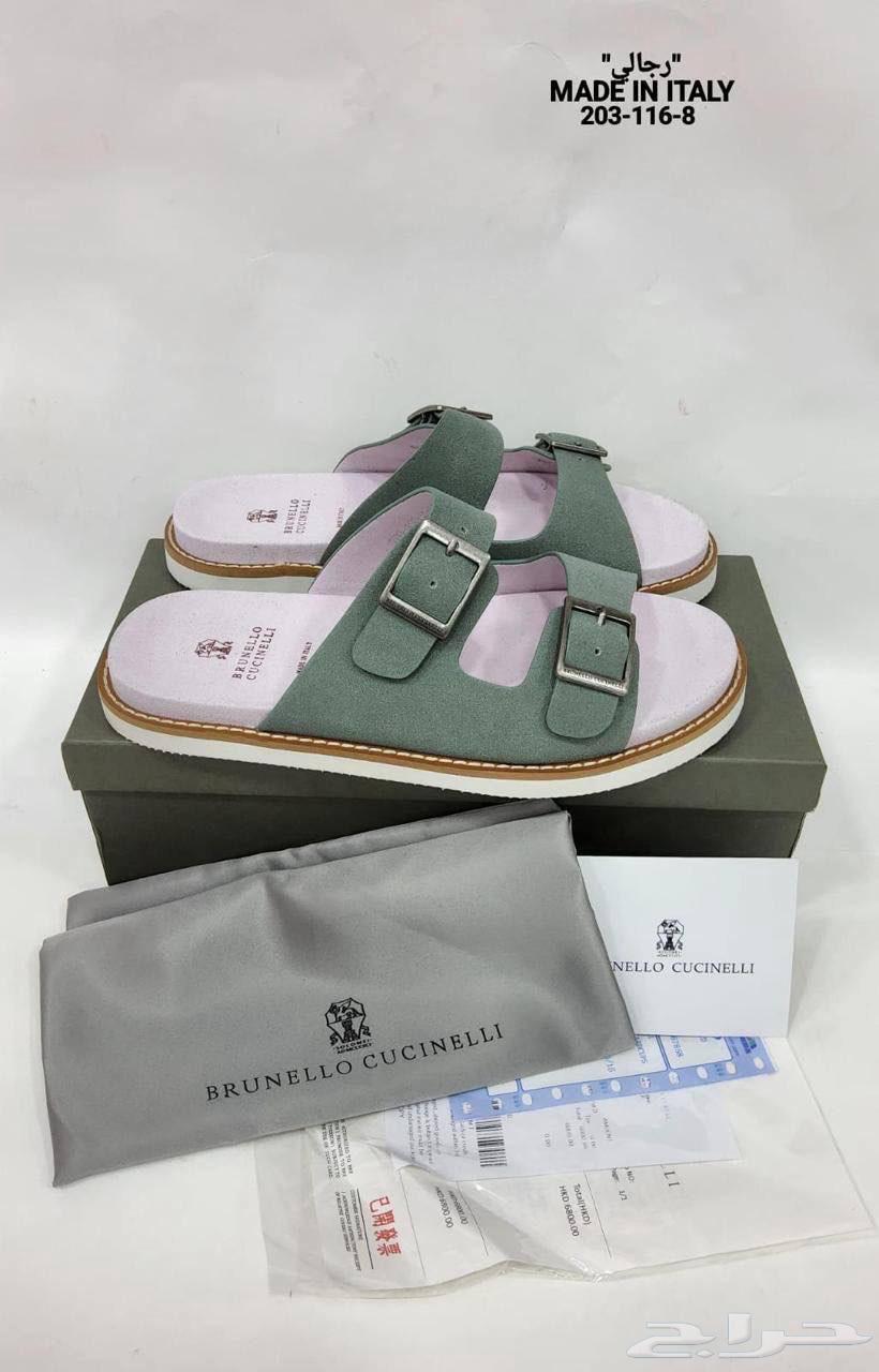 Italian Brunello Cucinelli shoes are available.63160823940099111