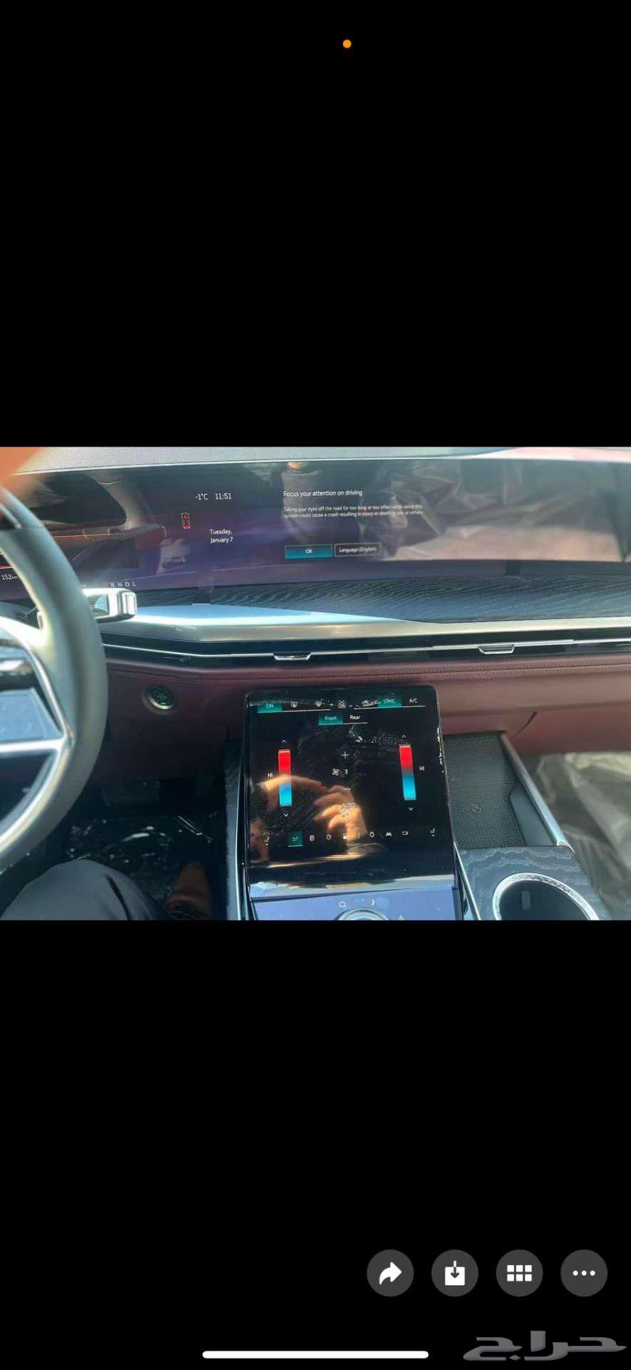 Cadillac Escalade 2025 V and sport63233664010371112
