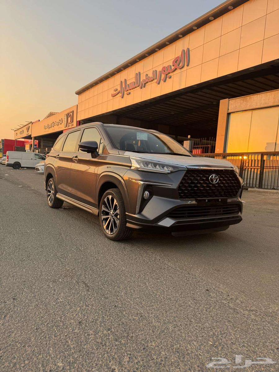 تويوتا فيلوز 1500 cc .رصاصى موديل 2024632312329047071113