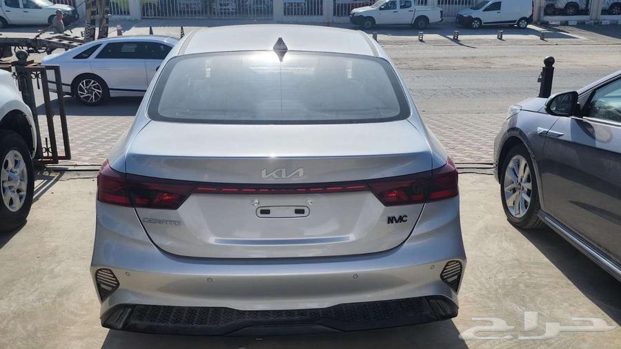 Kia Cerato Standard Machine 1.6 at the lowest prices in 202463232684995971112