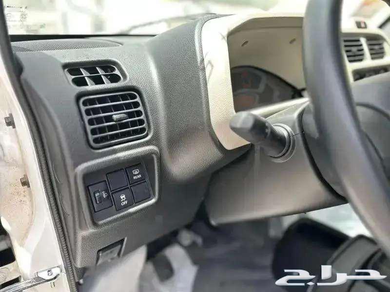 Suzuki cargo van 202563225371922817114