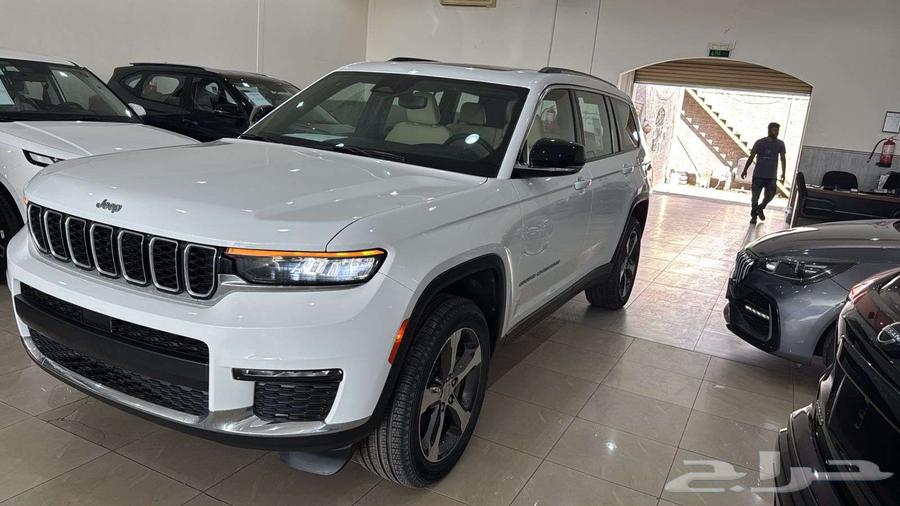 Jeep Grand Cherokee 2023 model - cash only63224853848579111