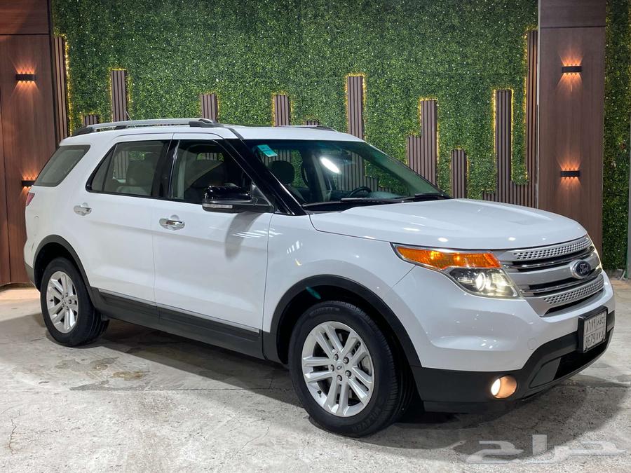 ((SOLD)) Ford Explorer XLT, fully loaded, model 201563226308737154114