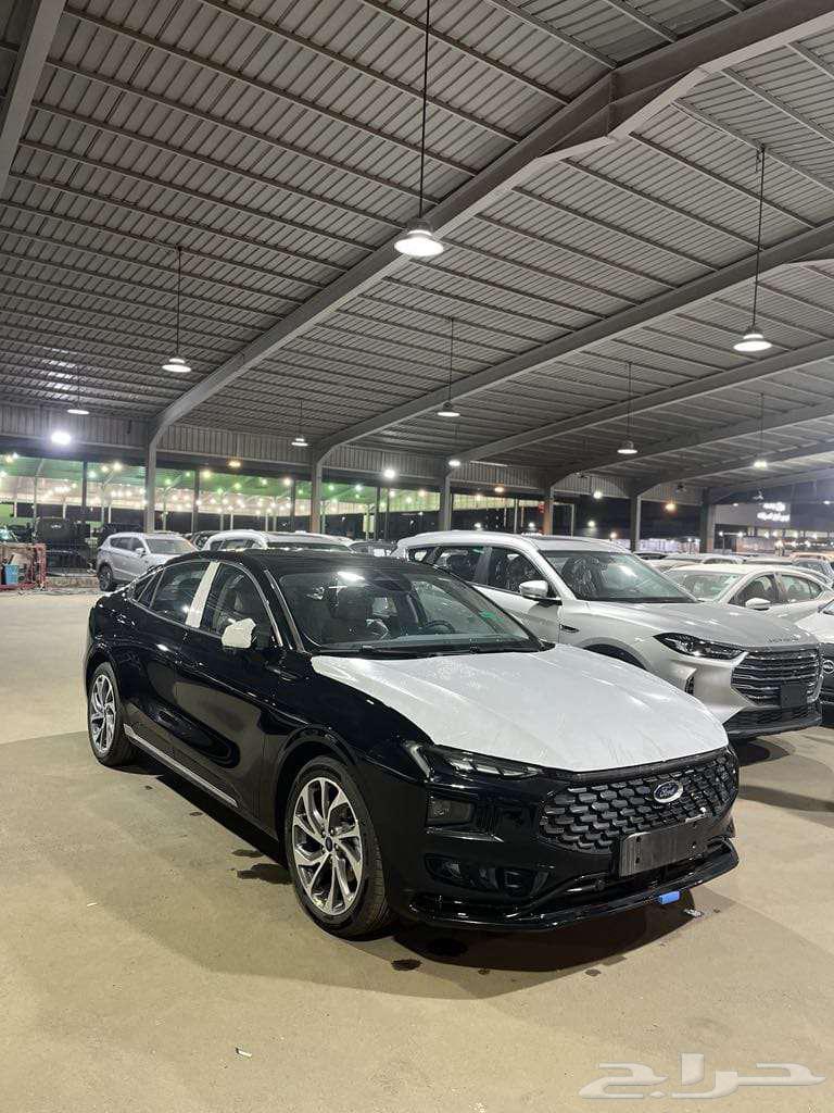 Ford Taurus Titanium and Trend Model 202563221377861762111