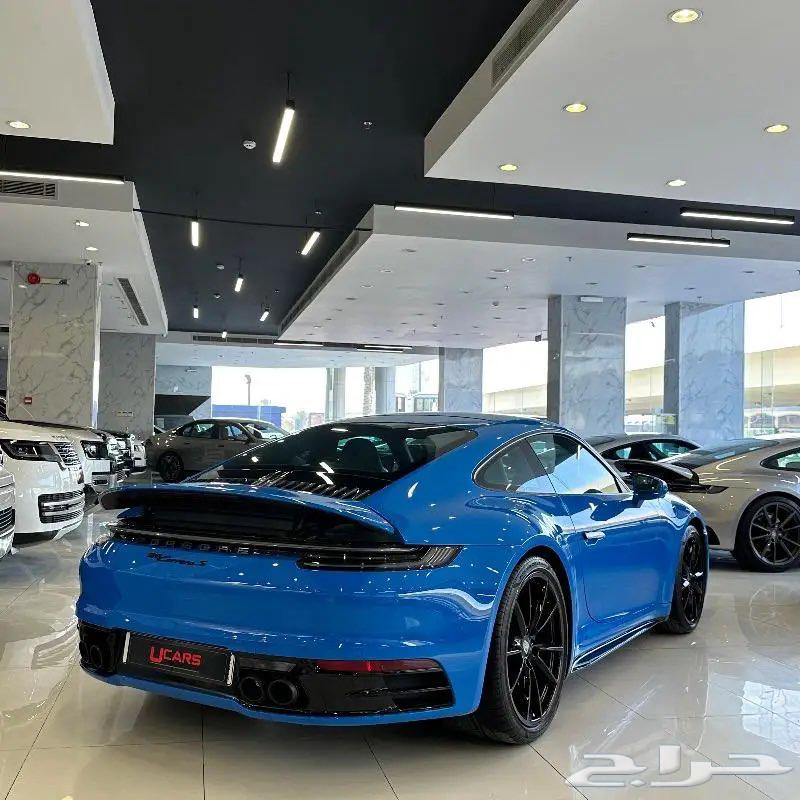 Porsche Carrera 202263225777629954112