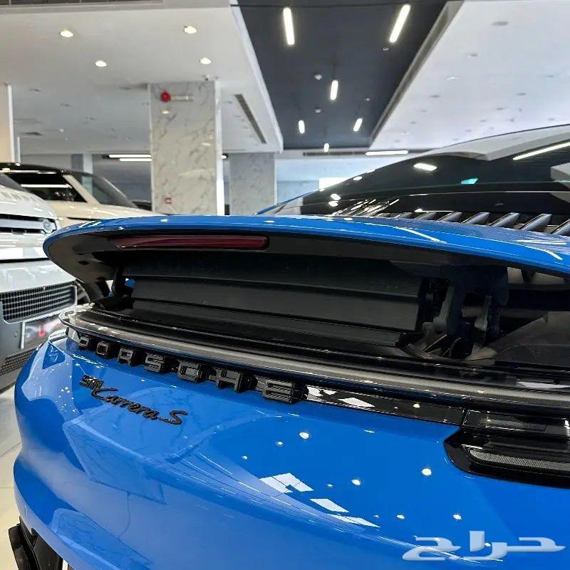 Porsche Carrera 202263225777629954113