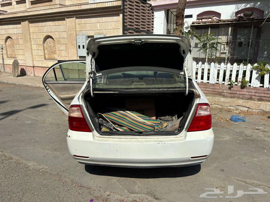 كورولا 2007 مستخدمة لون ابيض ماشية اكثر من 200 سعر 1500063224382129411111