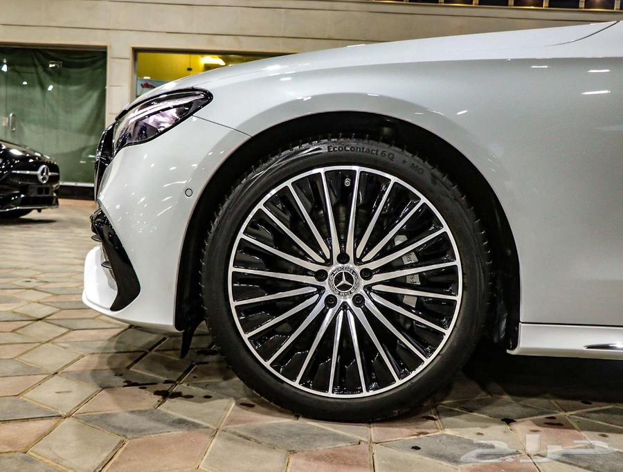 مرسيدس E200 AMG 2024 - ( كاش - أقساط بنوك ) اصفار63223377043585113