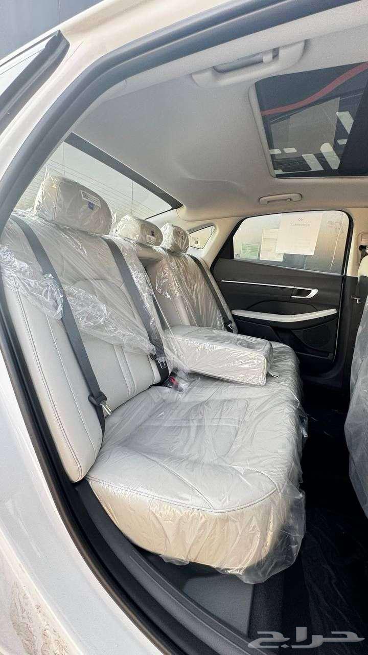 Sonata 2025 as a white sedan63221377211777113