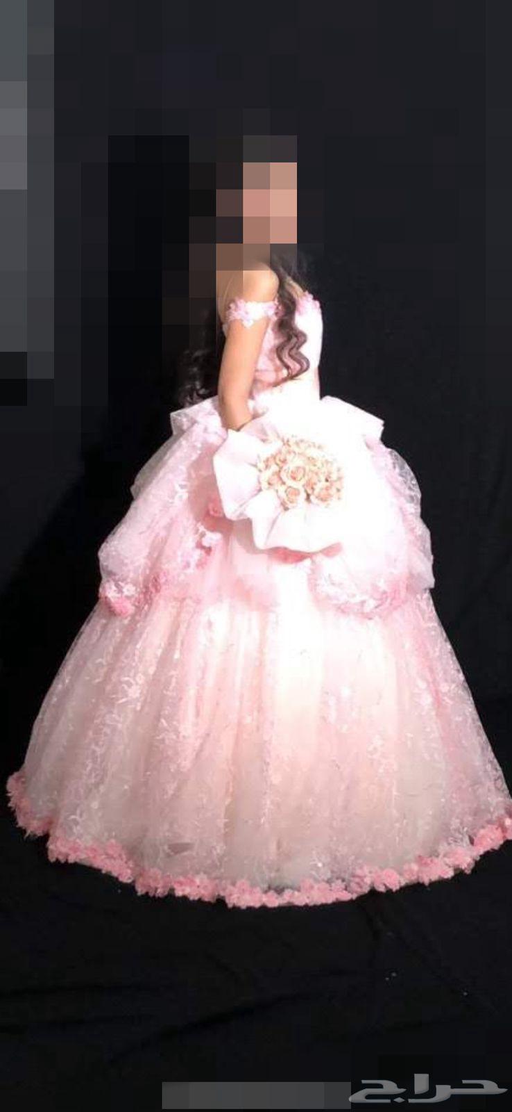 Queen dress63143733150850112