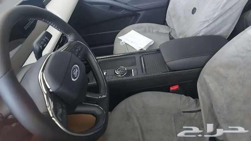 Ford Taurus Trend 202563221384104578112