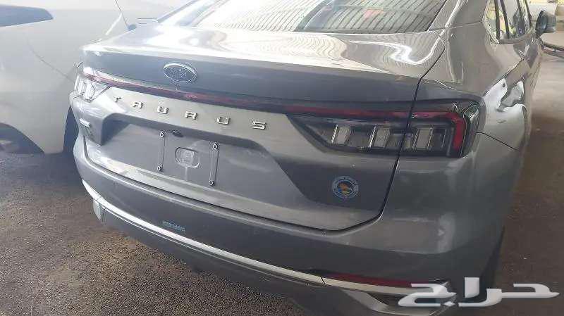 Ford Taurus Trend 202563221384104578111