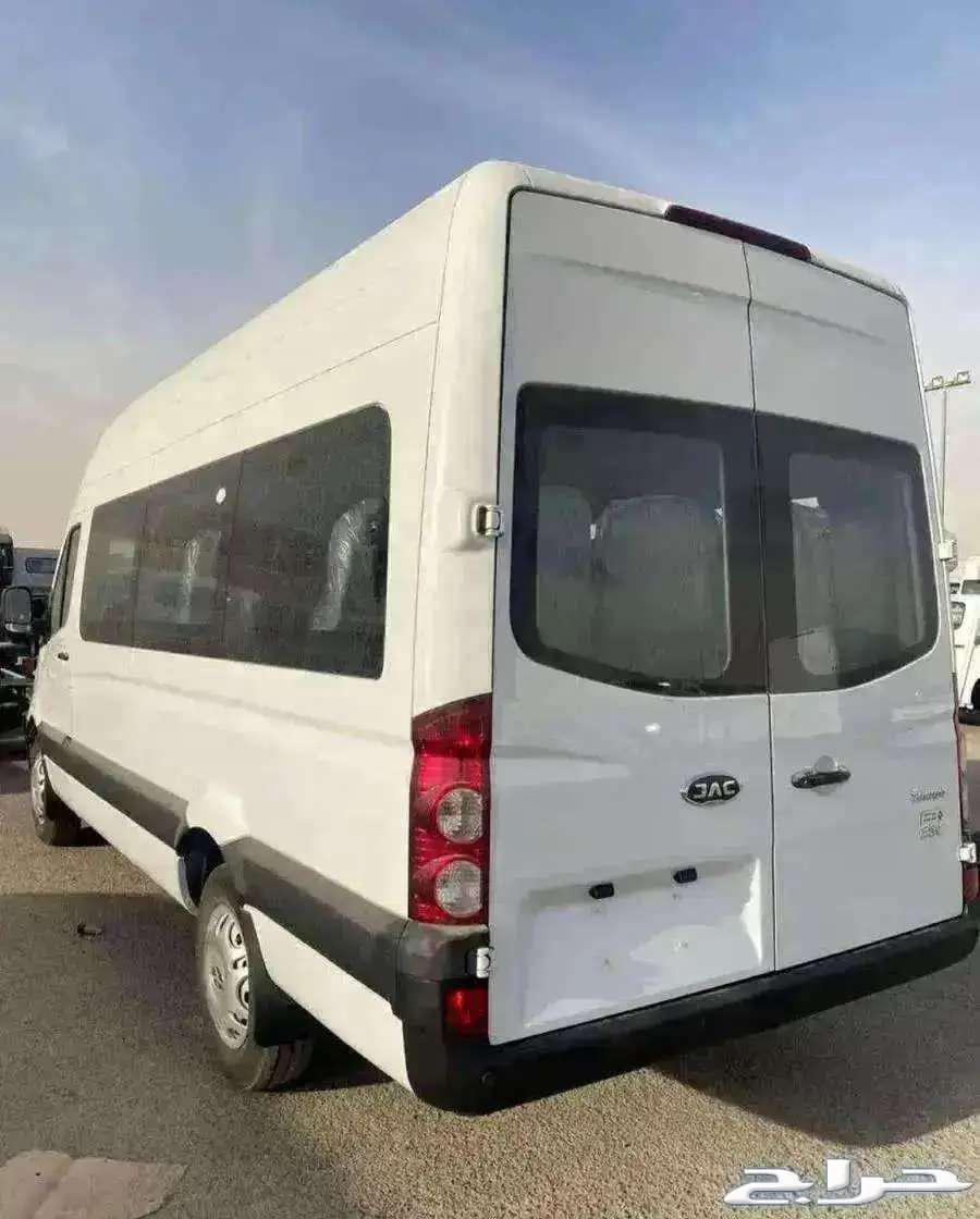 Jack Sinoray 16-passenger diesel bus with manual transmission 202563221361775361111