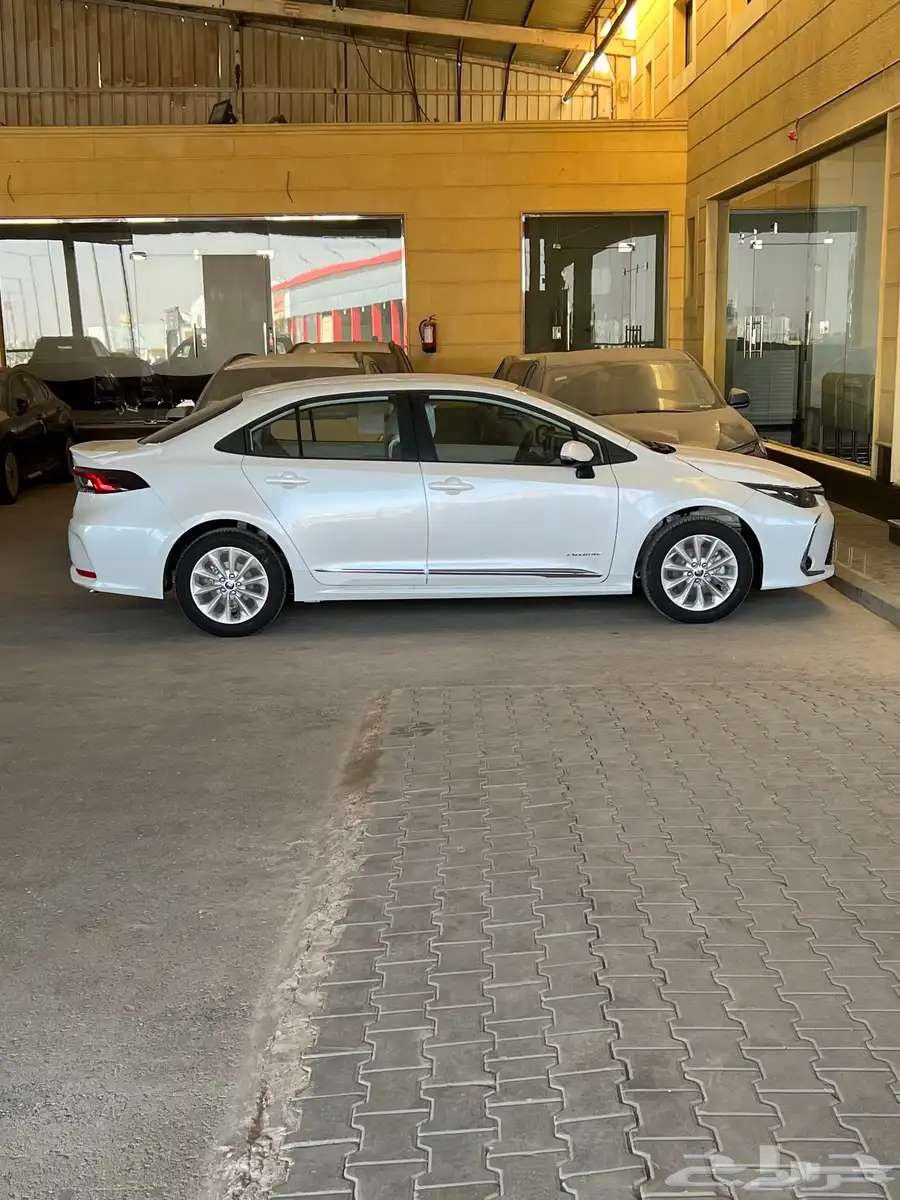 Toyota Corolla 2.0 Standard, upgraded rims, 2025, installment of 1150 available at Al-Hassan63220344577153112
