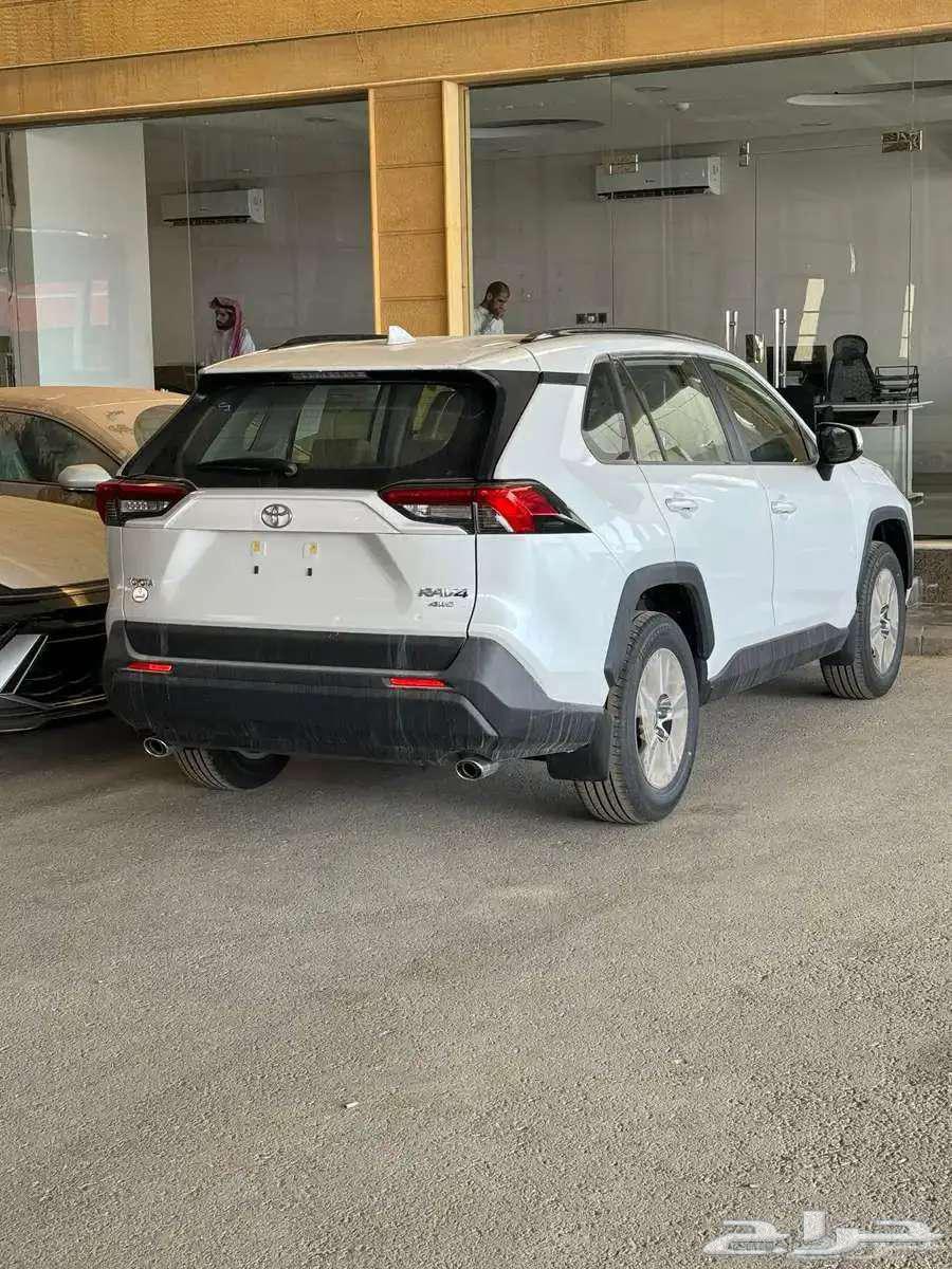 راف فور XLE مكينة 2.5 بنزين بريمي 2024 بقسط 1720 لدى الحسن63220366838274113