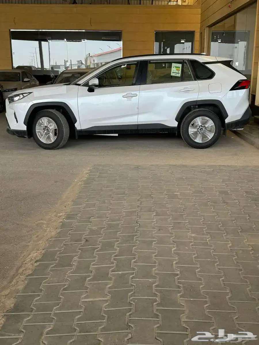 راف فور XLE مكينة 2.5 بنزين بريمي 2024 بقسط 1720 لدى الحسن63220366838274111