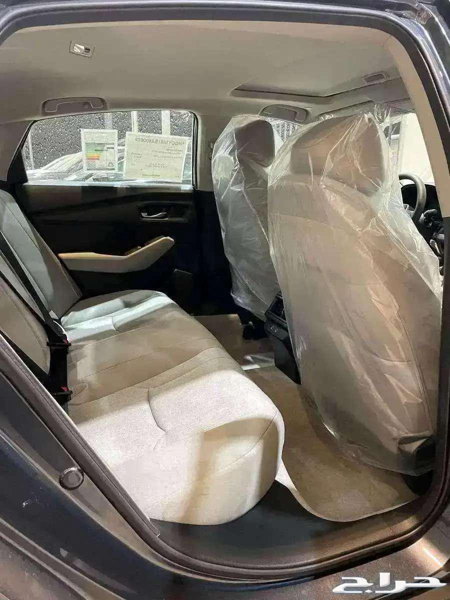 هوندا اكورد نص فل EX بنزين موديل 202563219853325441114