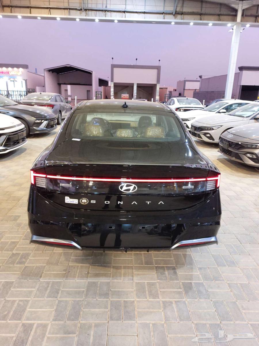 هيونداي سوناتا كمفورت 2025 اسود وتقسيط لجميع البنوك والشركات63218343271937112