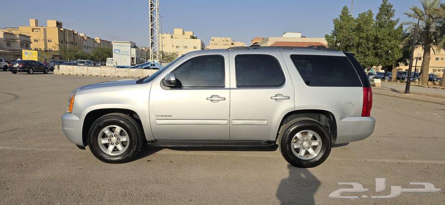 GMC Yukon 201263220870072577111