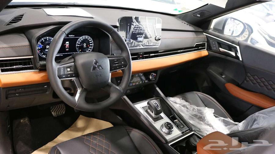Mitsubishi Outlander 2024 cash and installments63220848661891114