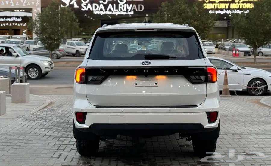 فورد ايفرست XLT نص فل 2024 توكيلات الجزيرة63219857397506111