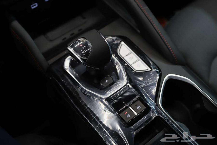 Geely X70 Comfort and Luxury 2025 cash offers, financing, and export options63221387592450114