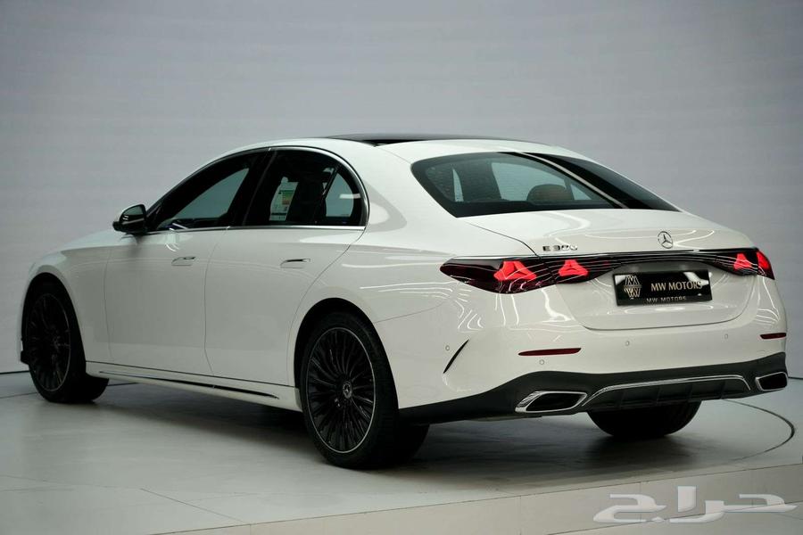 Mercedes E 300 2024 model, Gulf version, white exterior, catalan beige interior63220873437953113